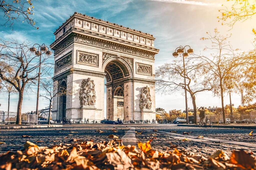 Arc de Triomphe Paris Fall