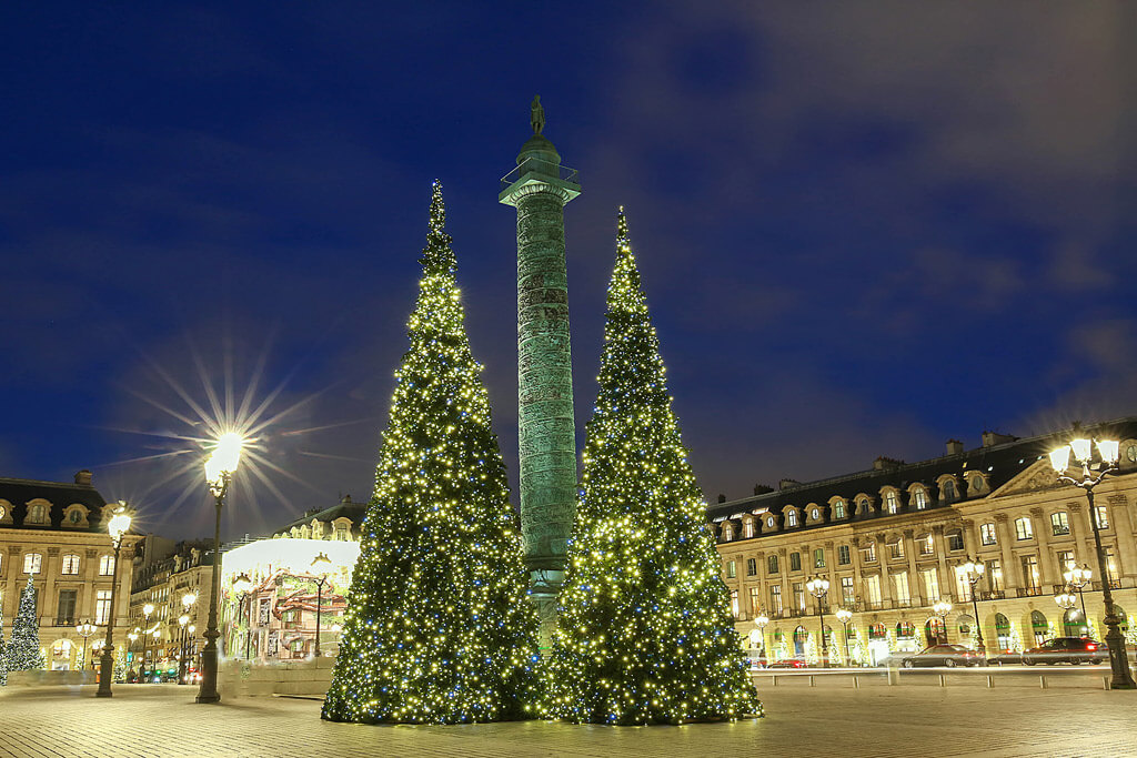 Paris Christmas Lights and Decorations
