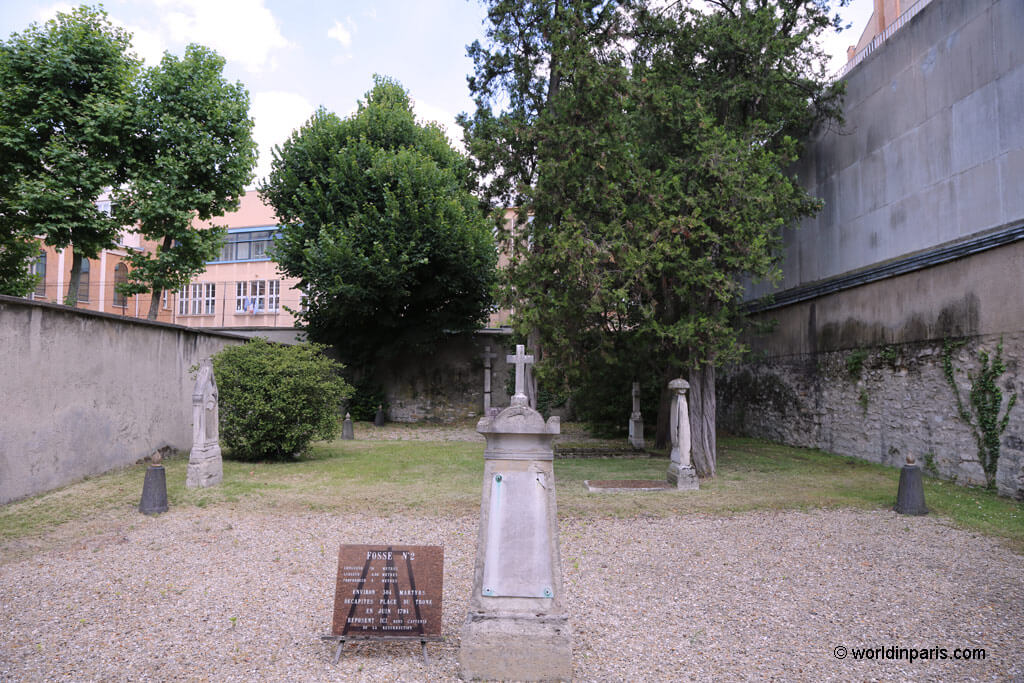 Mass Graves - Picpus Cemetery