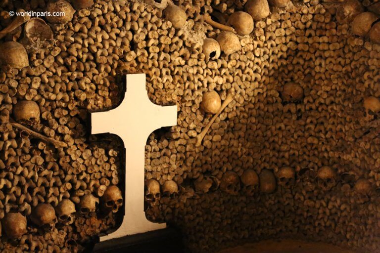 Visit the of Paris with this Paris Skiptheline Tour with Special Access to