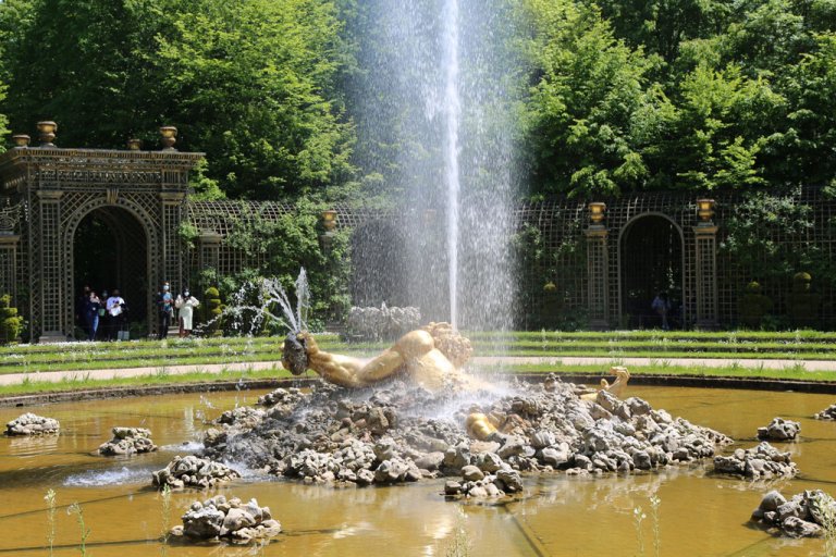 Quick Guide to Versailles' Fountains (and Versailles Fountain Shows