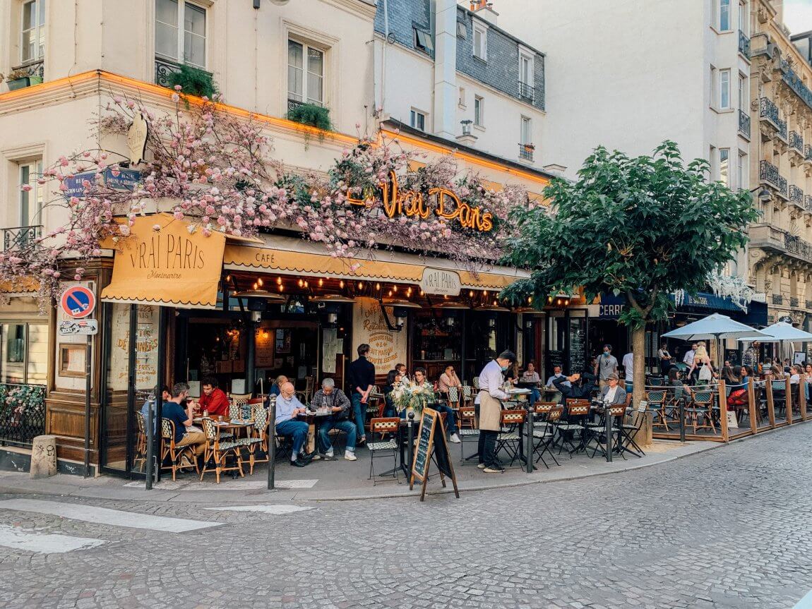 Cafés in Paris | World In Paris