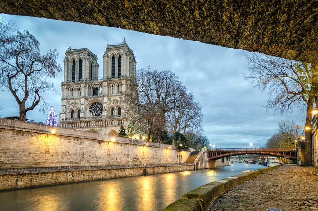 Seine River - Notre Dame de Paris